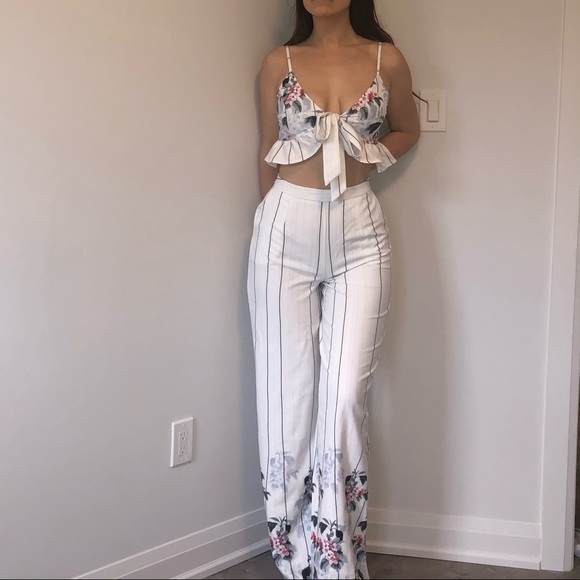 ⭐️Matching two piece set - size Large - Picture 1 of 3